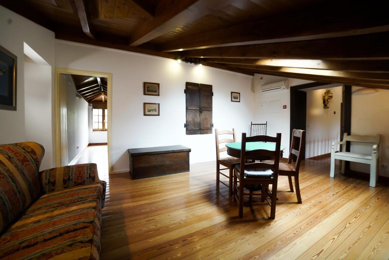 Casas Do Vale Da Rainha *